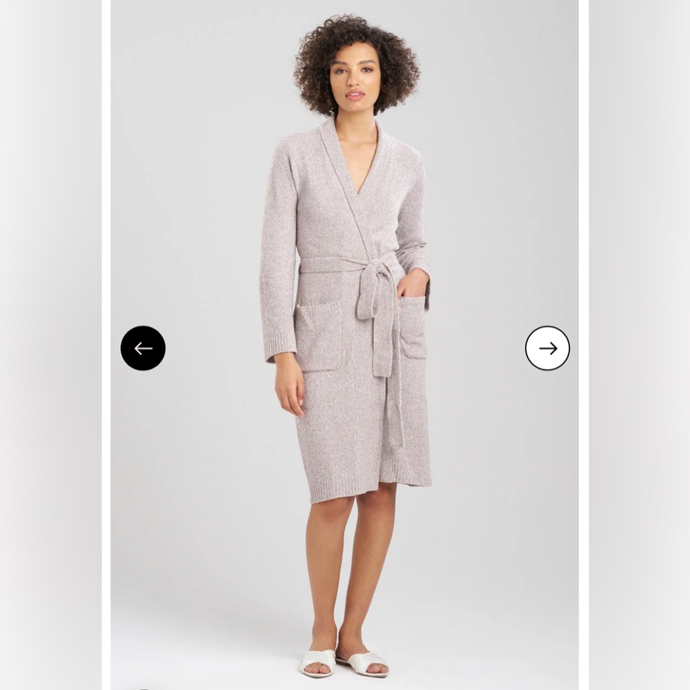 Natori Soft Gray Lounge Robe - Picture 5 of 7
